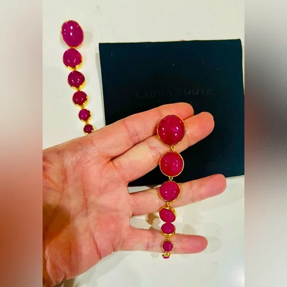 VTG Laura Foote Dropping Circles Earrings in Dyed Hot Pink Quartz Stone, RARE - Picture 1 of 12
